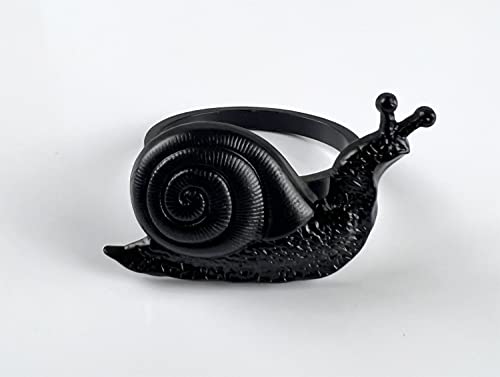 Fennco Styles Nature's Touch Snail Metal Napkin Rings, Set of 4 – Copper Napkin Holders for Family Dinner, Themed Party, Table Décor, Banquets, Holidays and Special Occasion