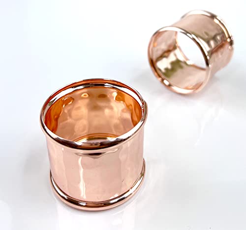 Fennco Styles Metallic Hammered Design Metal Napkin Rings, Set of 4 - Copper Napkin Holders for Home, Dining Room, Banquet, Family Gathering, Holiday and Special Occasion