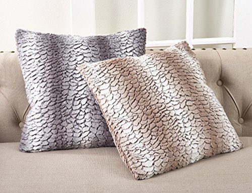 Fennco Styles Juneau Collection Country Faux Fur Animal Palette 18 x 18 Inch Throw Pillow with Case & Insert – Natural Throw Pillow for Couch, Bedroom and Living Room Décor