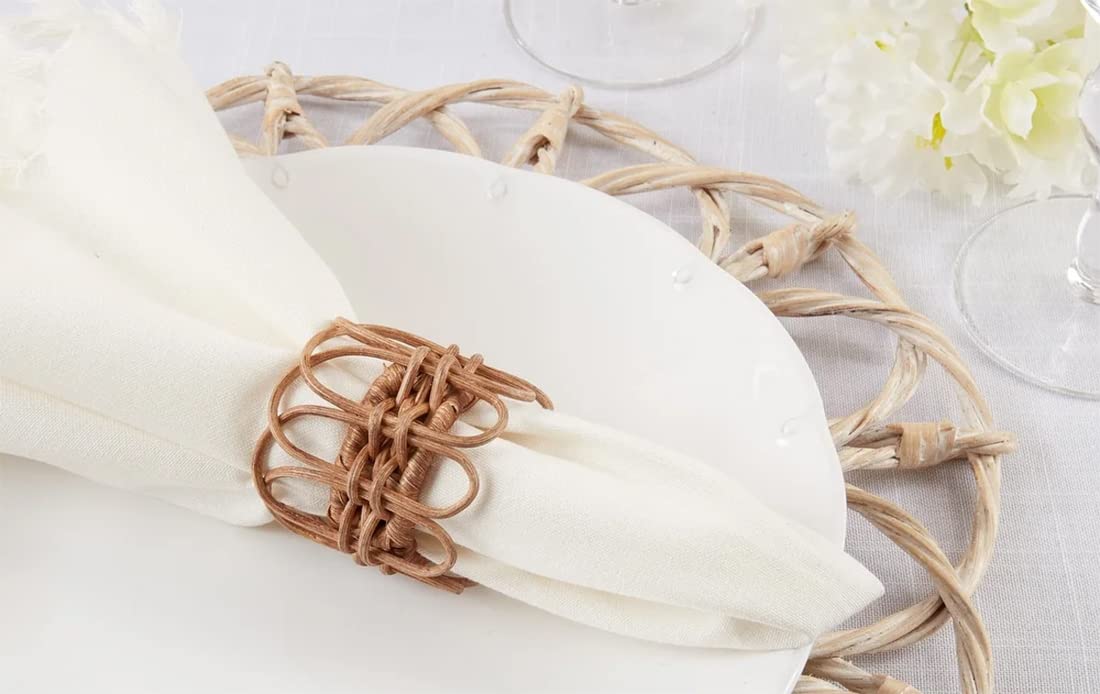 Fennco Styles Handmade Twisted Rattan Napkin Rings, Set of 4 - Natural Braided Napkin Holders for Home Décor, Family Gatherings, Banquets, Holidays and Special Events