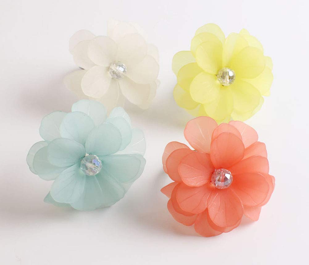 Fennco Styles Unique Translucent Petals Acrylic Flower Napkin Rings - Set of 4 (White)