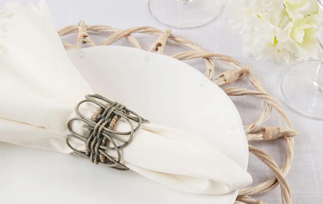 Fennco Styles Handmade Twisted Rattan Napkin Rings, Set of 4 - Natural Braided Napkin Holders for Home Décor, Family Gatherings, Banquets, Holidays and Special Events