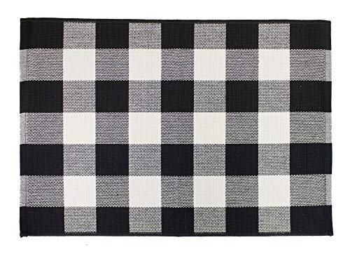 Fennco Styles Rustic Collection Buffalo Check with Rolled Hem Edge Table Runner