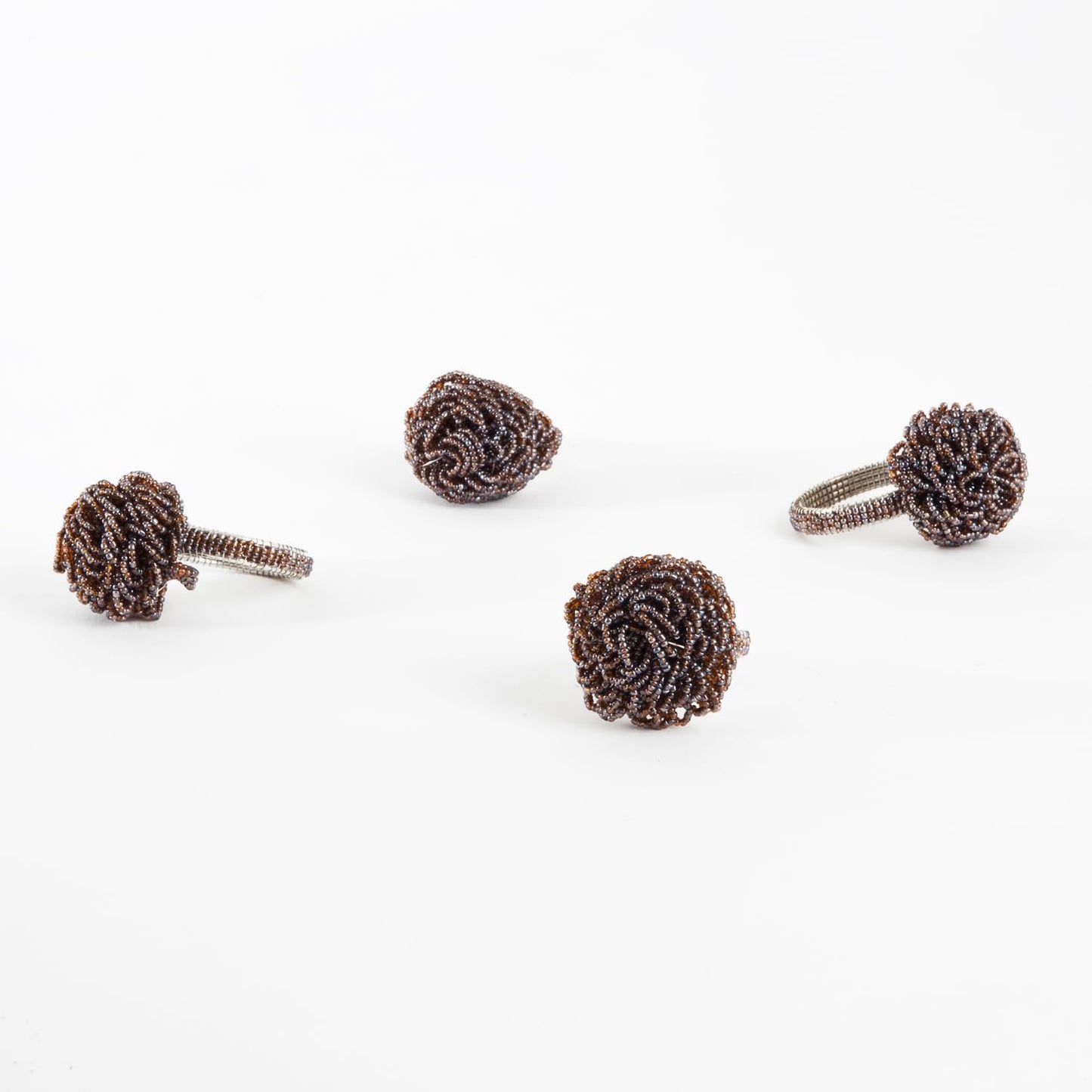 Fennco Styles Hand Beaded Flower Metal Design Napkin Rings, Set of 4 - Pewter Flower Decorative Napkin Holders for Home, Dining Room, Banquets, Weddings, Family Gatherings, Holidays and Special Occasions