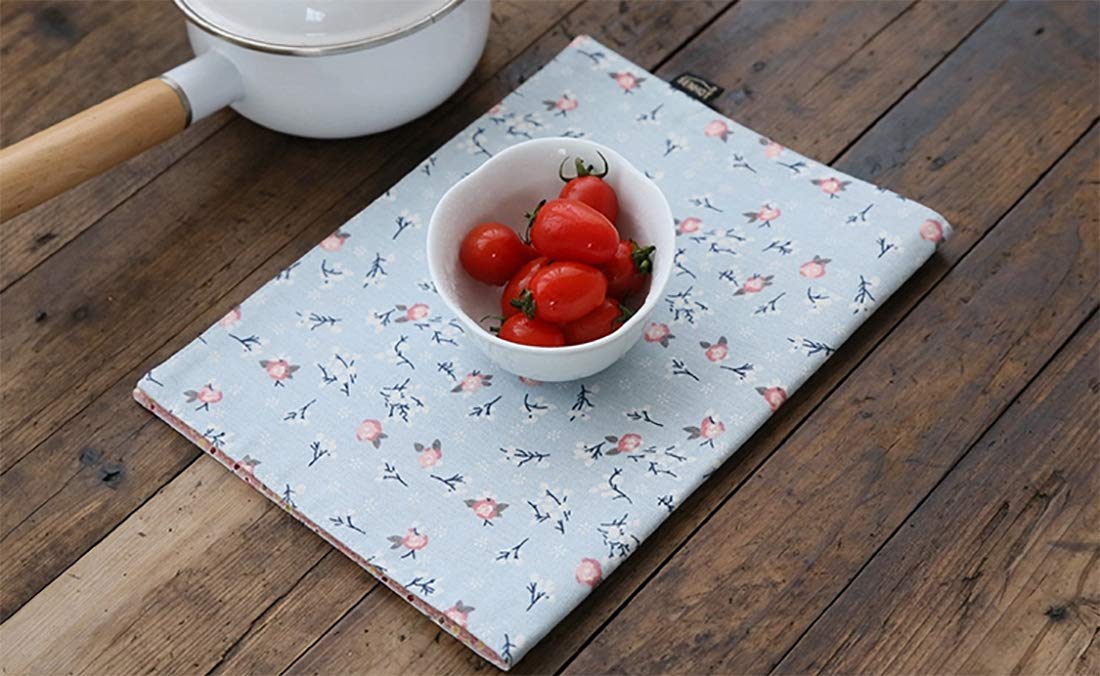 Fennco Styles Reversible Design Cotton Blend Placemats 12" W x 18" L, Set of 4 - Printed Decorative Table Mats for Home Decor, Dining Table, Banquets and Special Events