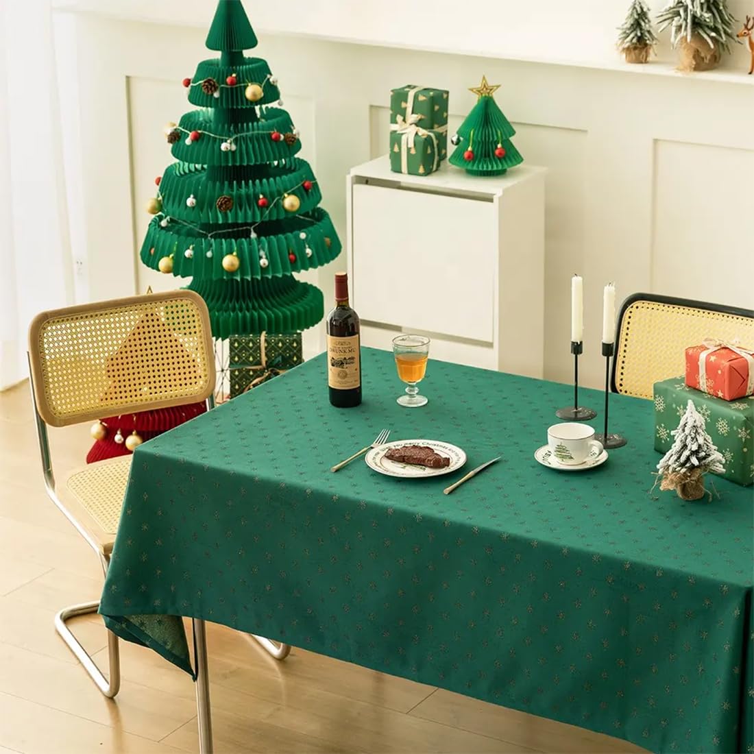 Fennco Styles Metallic Snowflake Holiday Design Jacquard Woven Tablecloth 60" W x 40" L - Green Christmas Table Cover for Home Décor, Winter Holidays, Dining Table, Banquets and Family Gathering