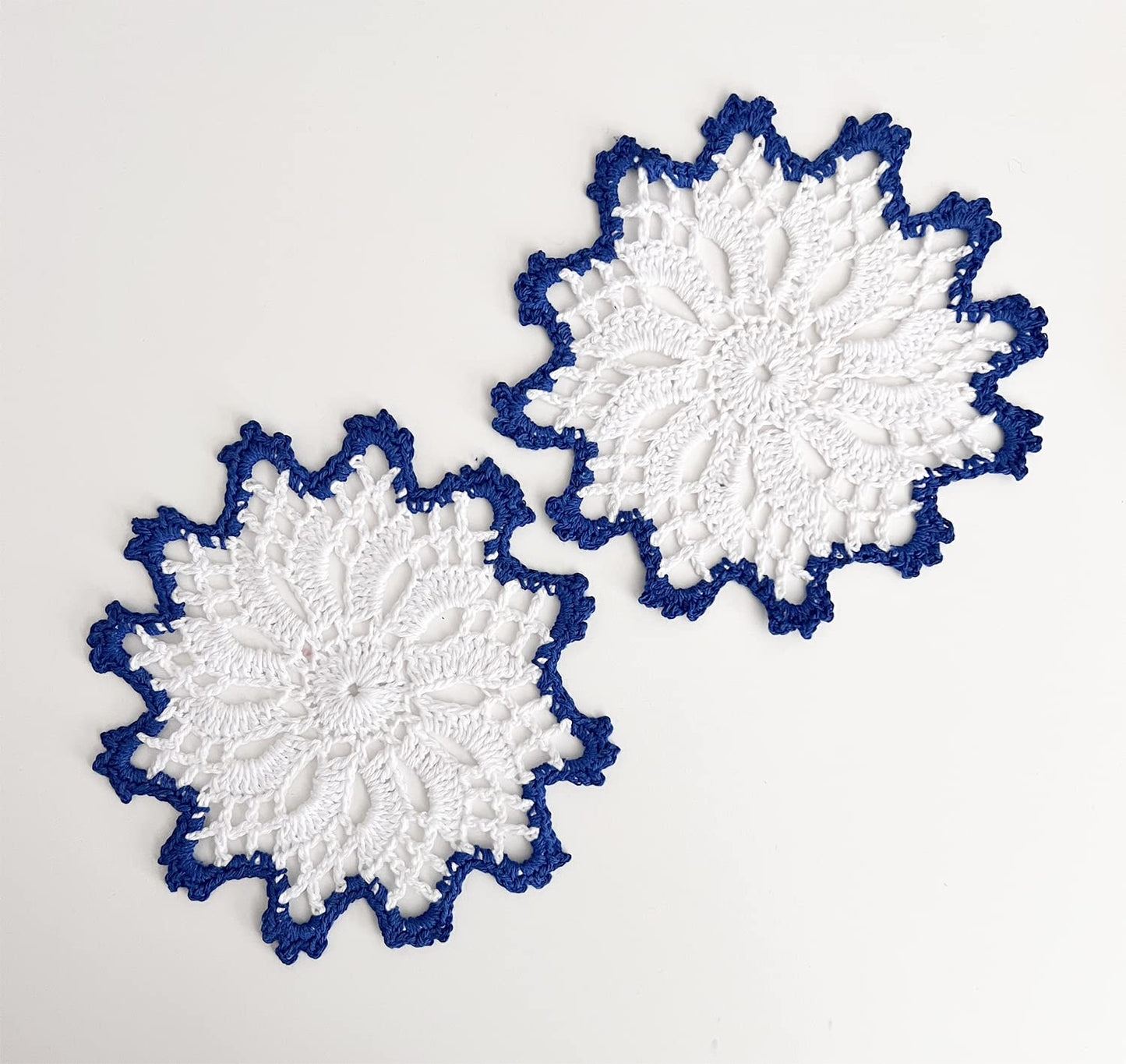 Fennco Styles Handmade Crochet Cotton Whirlwind Two-Tone Doily 6-Inch Round, 2-Piece - Drink Coaster for Everyday Use, Holiday, Farmhouse Décor, Cocktail, Tea Party, Special Occasion