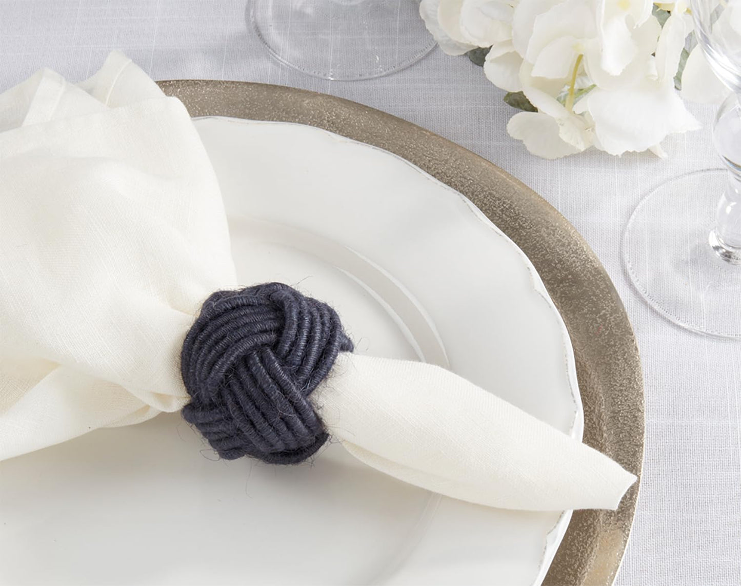 Fennco Styles Classic Braided Jute Napkin Rings, Set of 4 - Ivory Burlap Napkin Holders for Dining Table, Home, Banquets, Holidays, Family Gatherings and Special Events