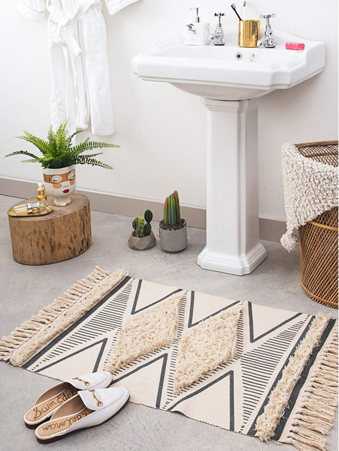 Fennco Styles Ivory Black Chevron Diamond Print Woven Tassel Area Rug - 24" W x 36" L Hand-Tufted Fringe Small Rug for Home Décor, Bedroom, Entryway Mat, Floor Décor