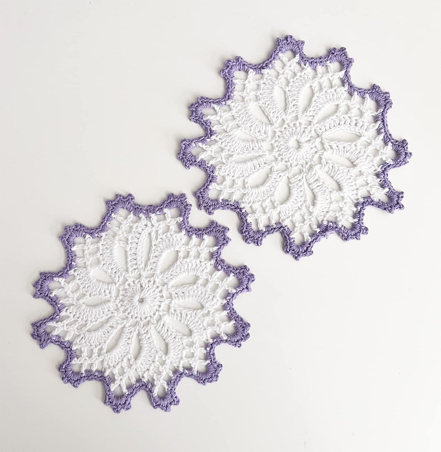 Fennco Styles Handmade Crochet Cotton Whirlwind Two-Tone Doily 6-Inch Round, 2-Piece - Drink Coaster for Everyday Use, Holiday, Farmhouse Décor, Cocktail, Tea Party, Special Occasion