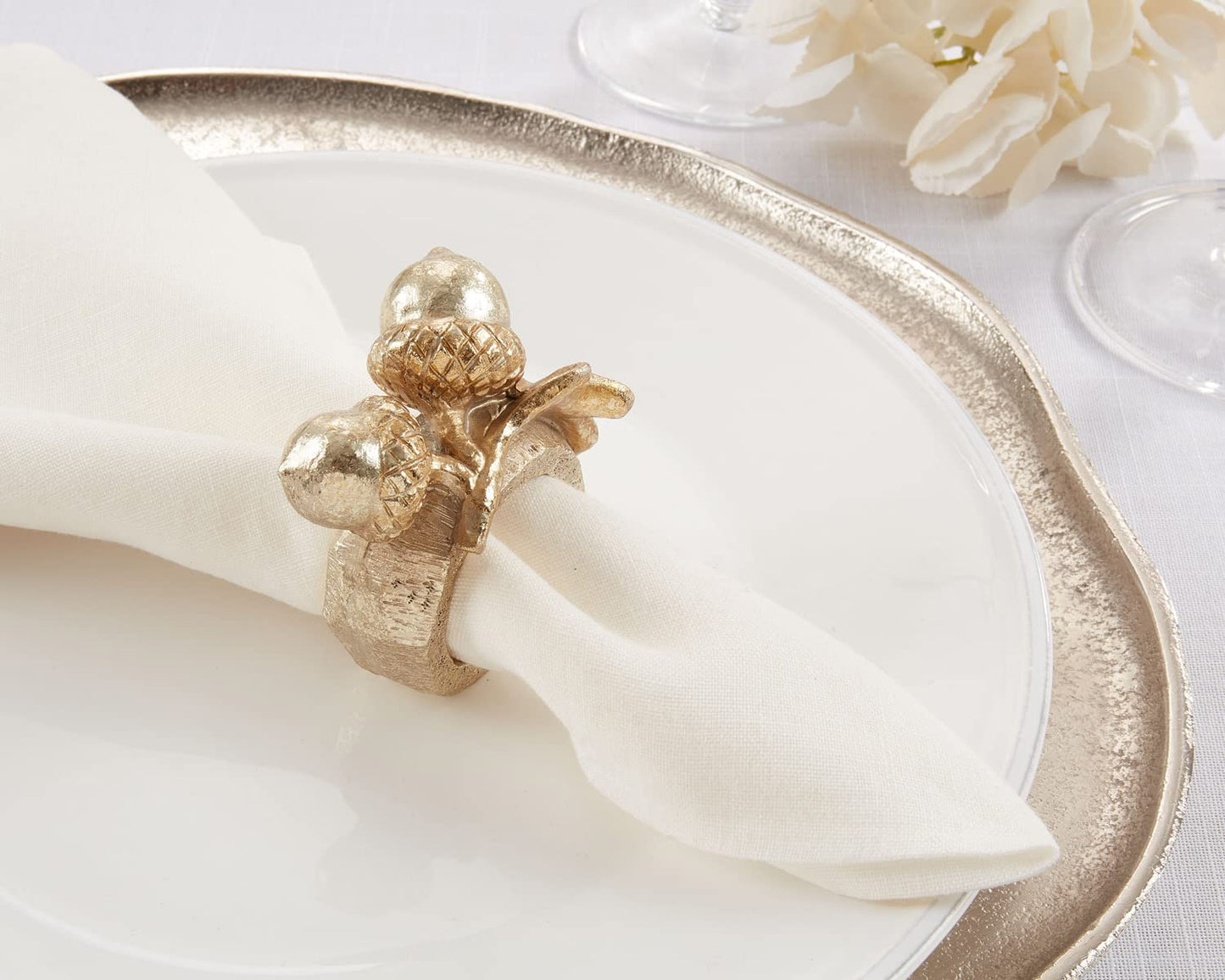 Fennco Styles Harvest Festive Acorn Napkin Rings, Set of 4 - Gold Resin Napkin Holders for Thanksgiving, Christmas, Home Décor, Dining Room, Banquets, Family Gatherings and Special Occasions