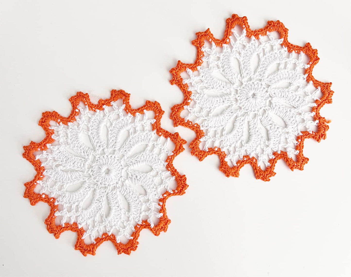 Fennco Styles Handmade Crochet Cotton Whirlwind Two-Tone Doily 6-Inch Round, 2-Piece - Drink Coaster for Everyday Use, Holiday, Farmhouse Décor, Cocktail, Tea Party, Special Occasion