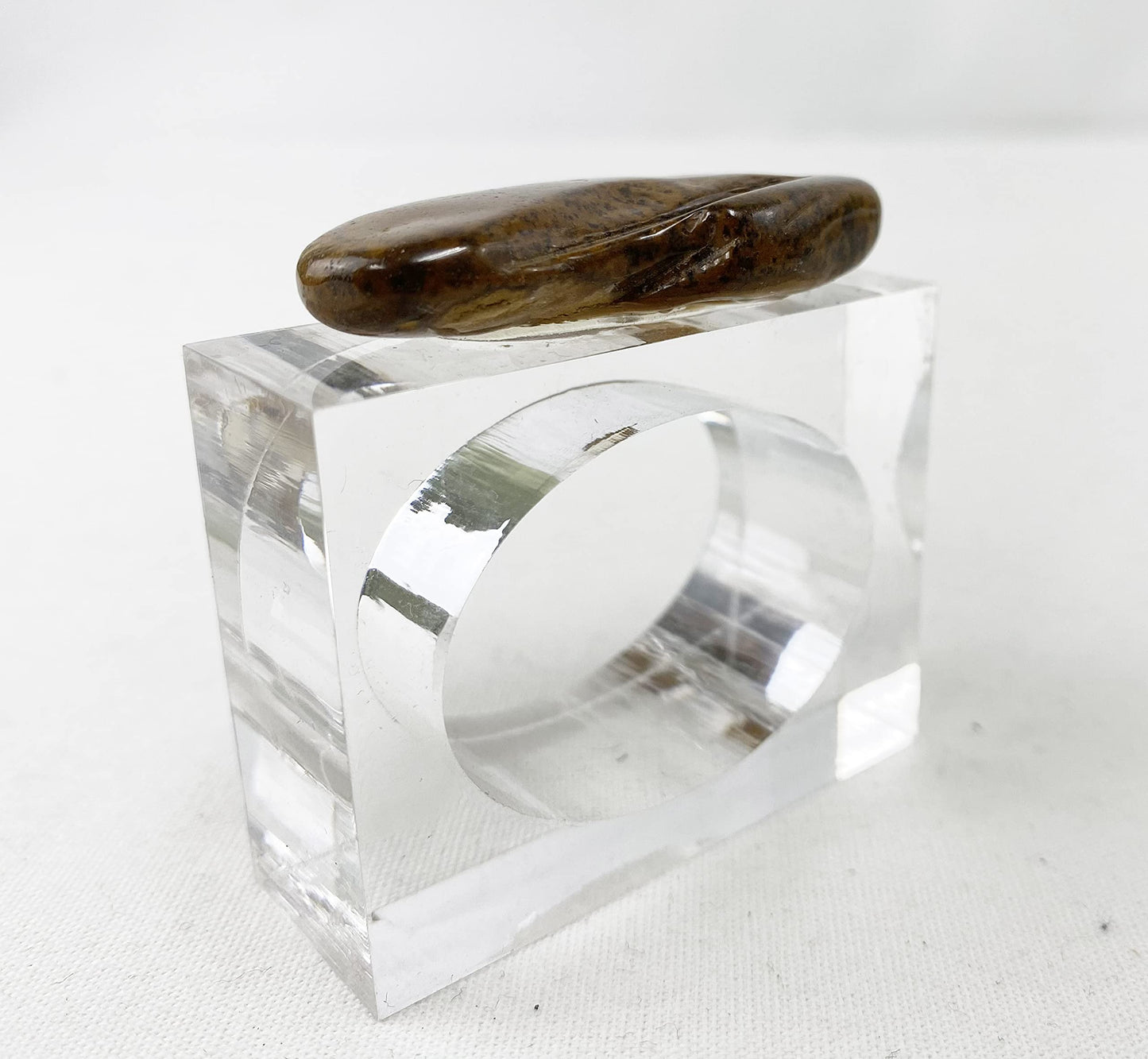 Fennco Styles Natural Stone Napkin Rings, Set of 4 - Natural Rock Napkin Holders for Home Décor, Dining Table, Banquet, Everyday Use and Special Occasion