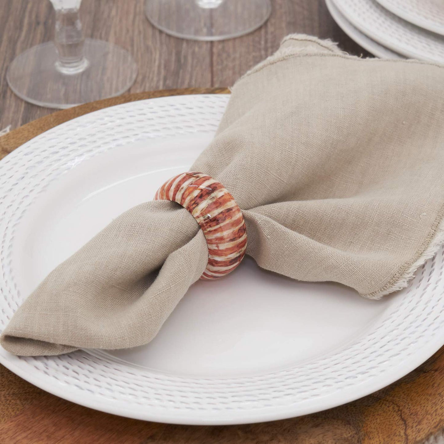 Fennco Styles Classic Striped Design Wood Napkin Rings, Set of 4 - Rust Decorative Napkin Holders for Home, Dining Room, Banquet, Family Gathering, Holiday and Special Occasion