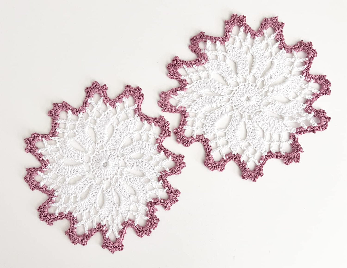 Fennco Styles Handmade Crochet Cotton Whirlwind Two-Tone Doily 6-Inch Round, 2-Piece - Drink Coaster for Everyday Use, Holiday, Farmhouse Décor, Cocktail, Tea Party, Special Occasion