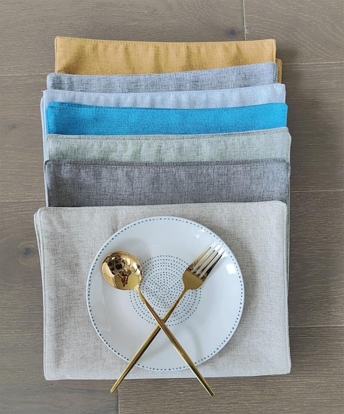 Fennco Styles Classic Woven Textile Decorative 12 x 18 Inch Table Placemats, Set of 4 - Solid Color Table Place Mats for Family Dinner, Banquets, Special Events and Home Décor
