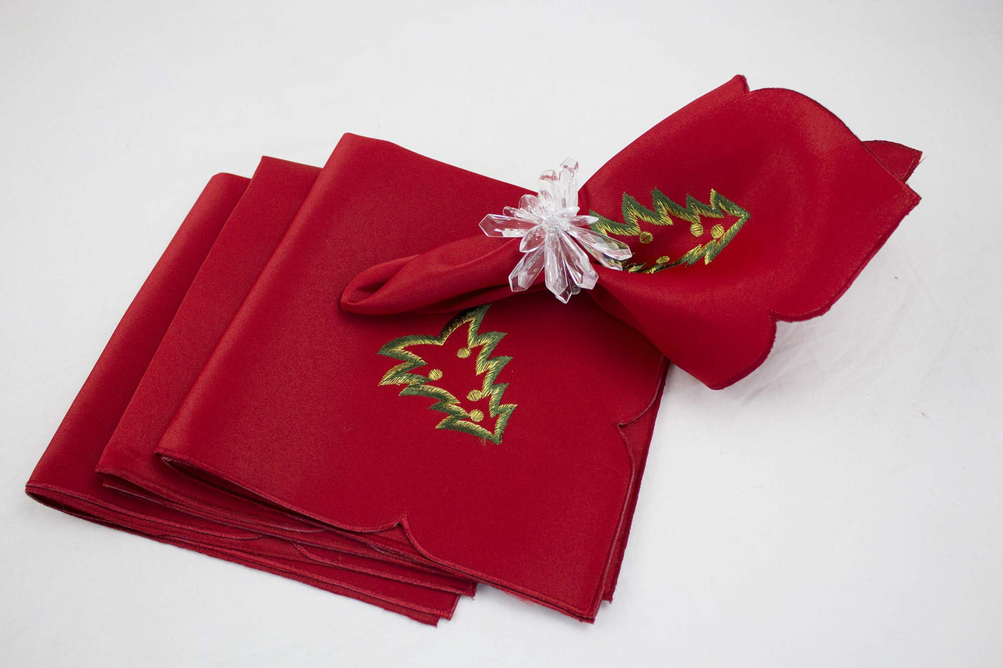 Fennco Styles Pandora Collection Holiday Christmas Tree Table Linens
