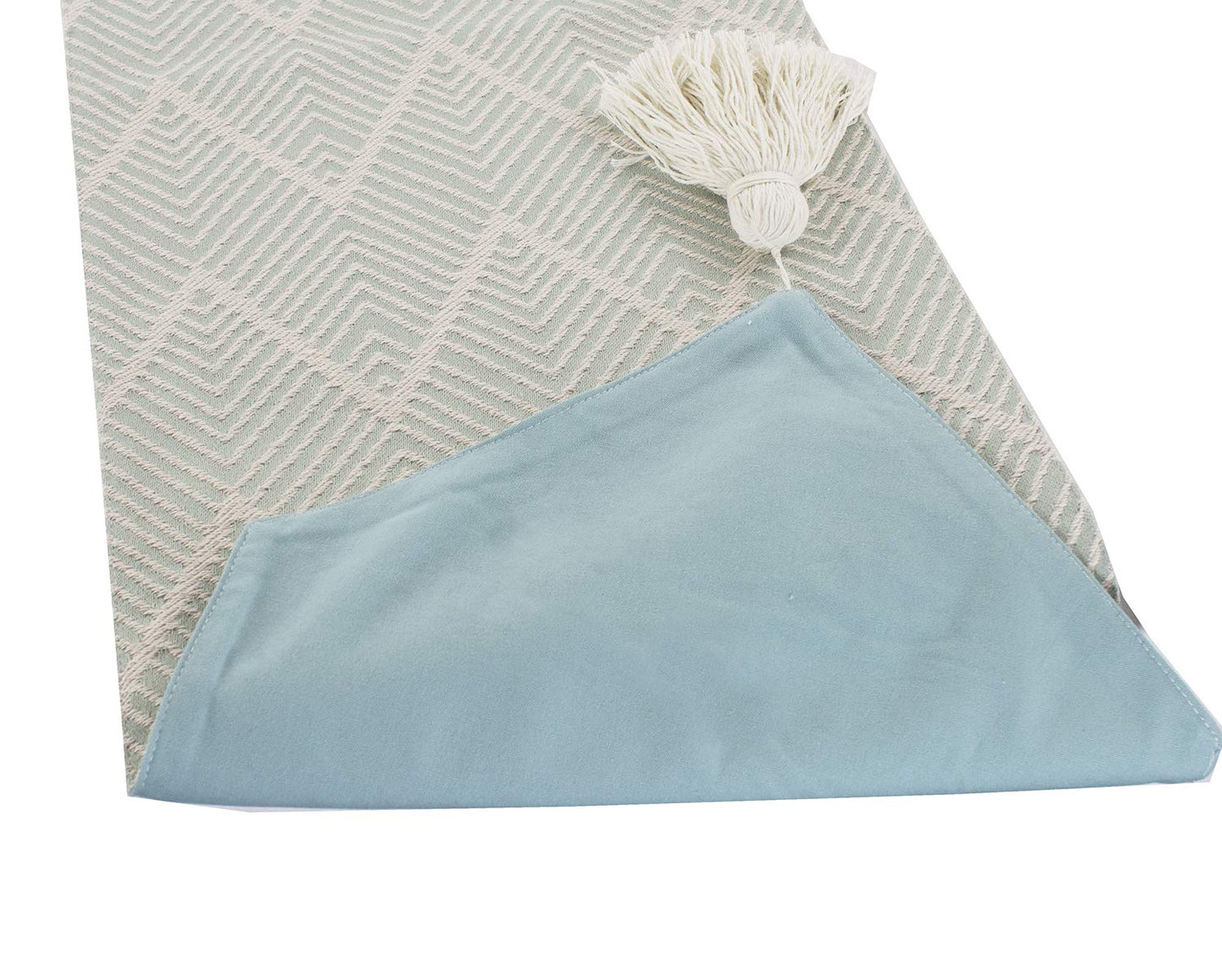 Fennco Styles Contemporary Chevron Tassel Cotton Blend 14 x 71 Inch Table Runner – Woven Table Runner for Indoor Party, Family Gathering, Beach House and Home Décor