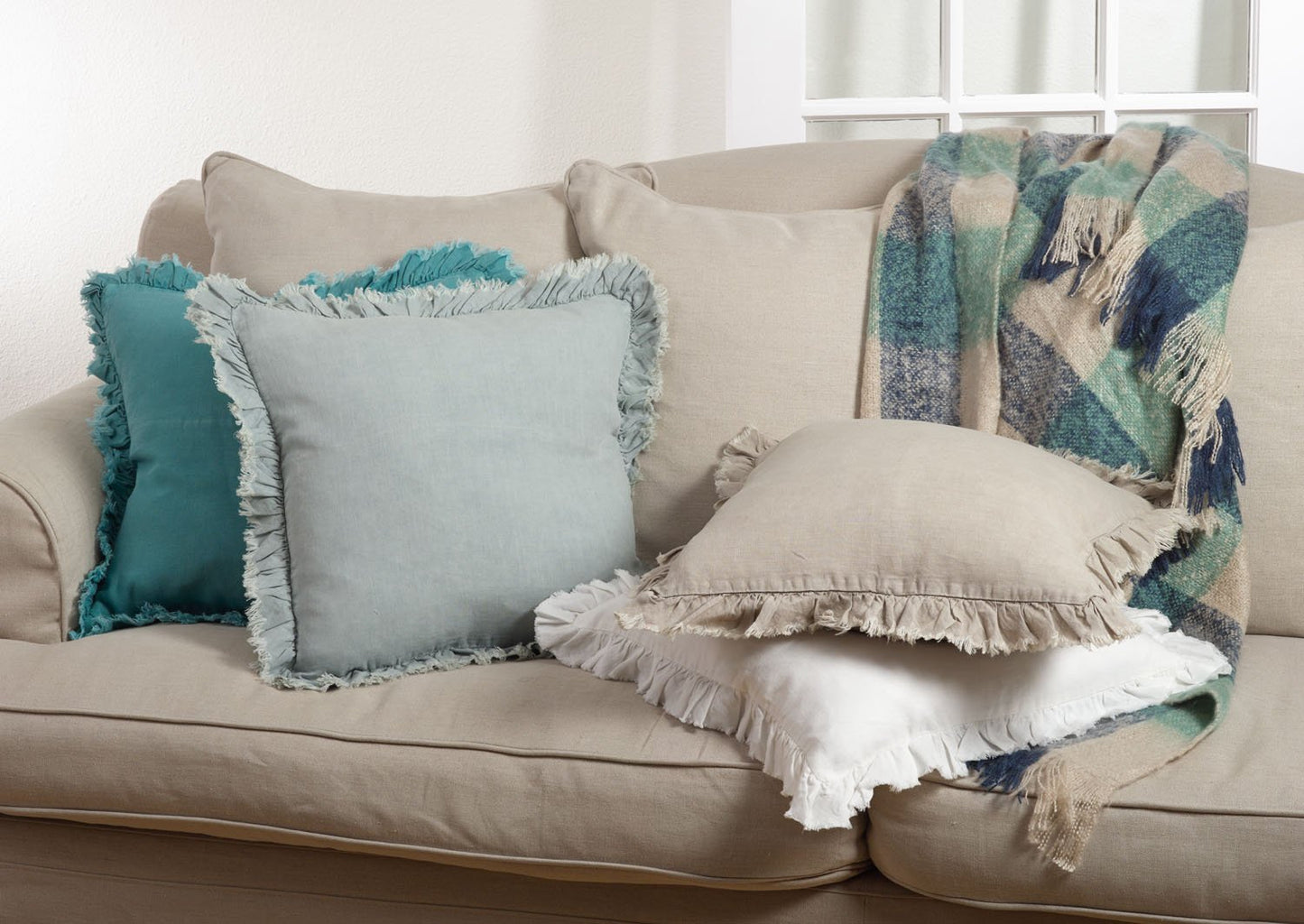Fennco Styles Elegant Ruffled Design 100% Linen Decorative Throw Pillow 20 x 20 Inch - 3 Colors