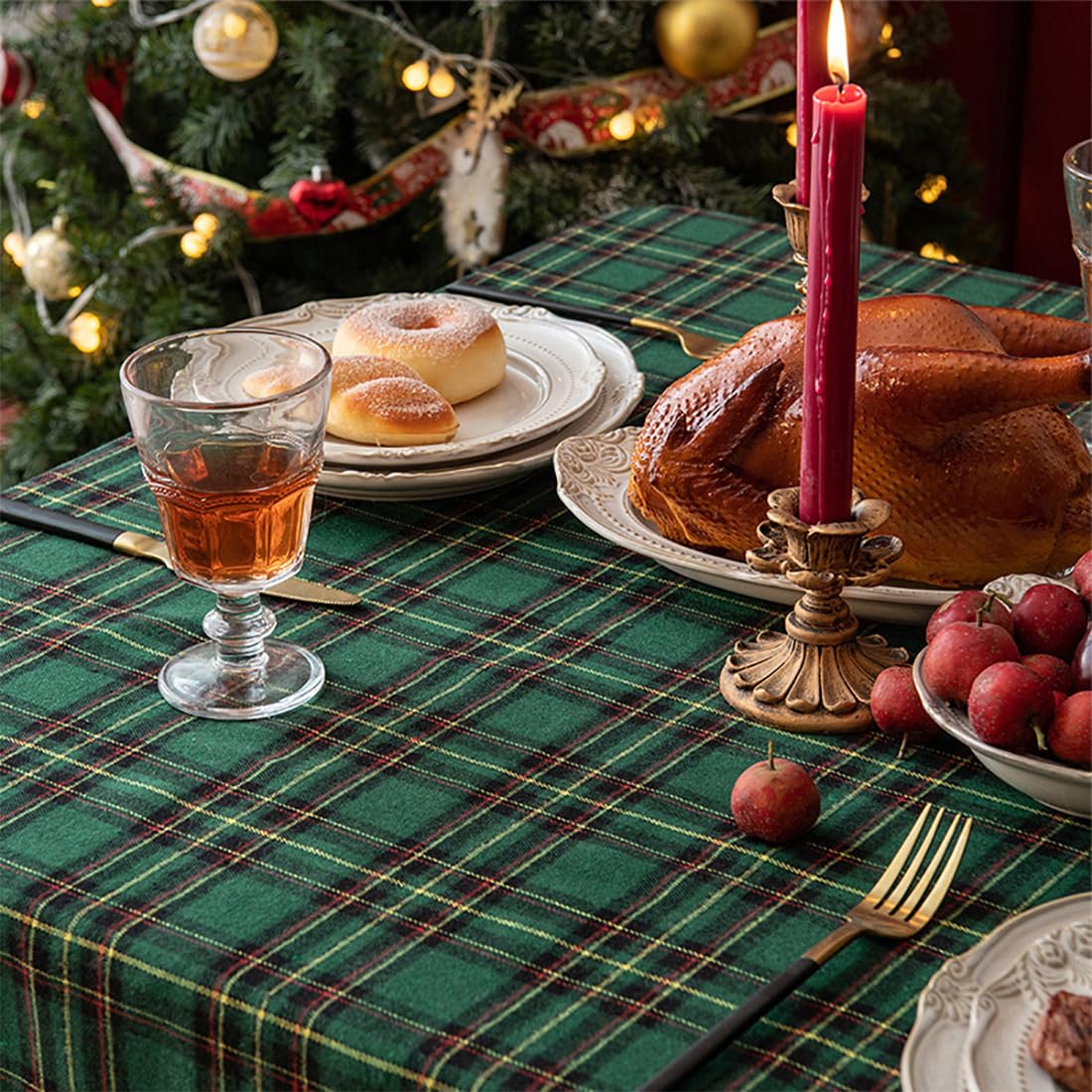 Fennco Styles Classic Plaid Snowflake Holiday Tablecloth - Tartan Rectangular Table Cover for Dining Room, Christmas Décor, and Winter Festivals