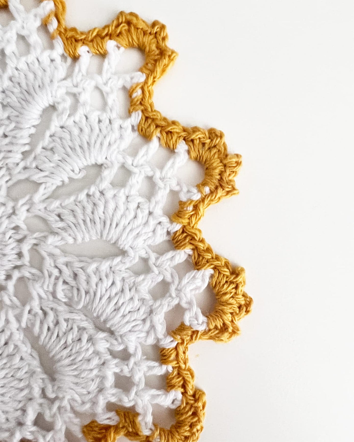 Fennco Styles Handmade Crochet Cotton Whirlwind Two-Tone Doily 6-Inch Round, 2-Piece - Drink Coaster for Everyday Use, Holiday, Farmhouse Décor, Cocktail, Tea Party, Special Occasion