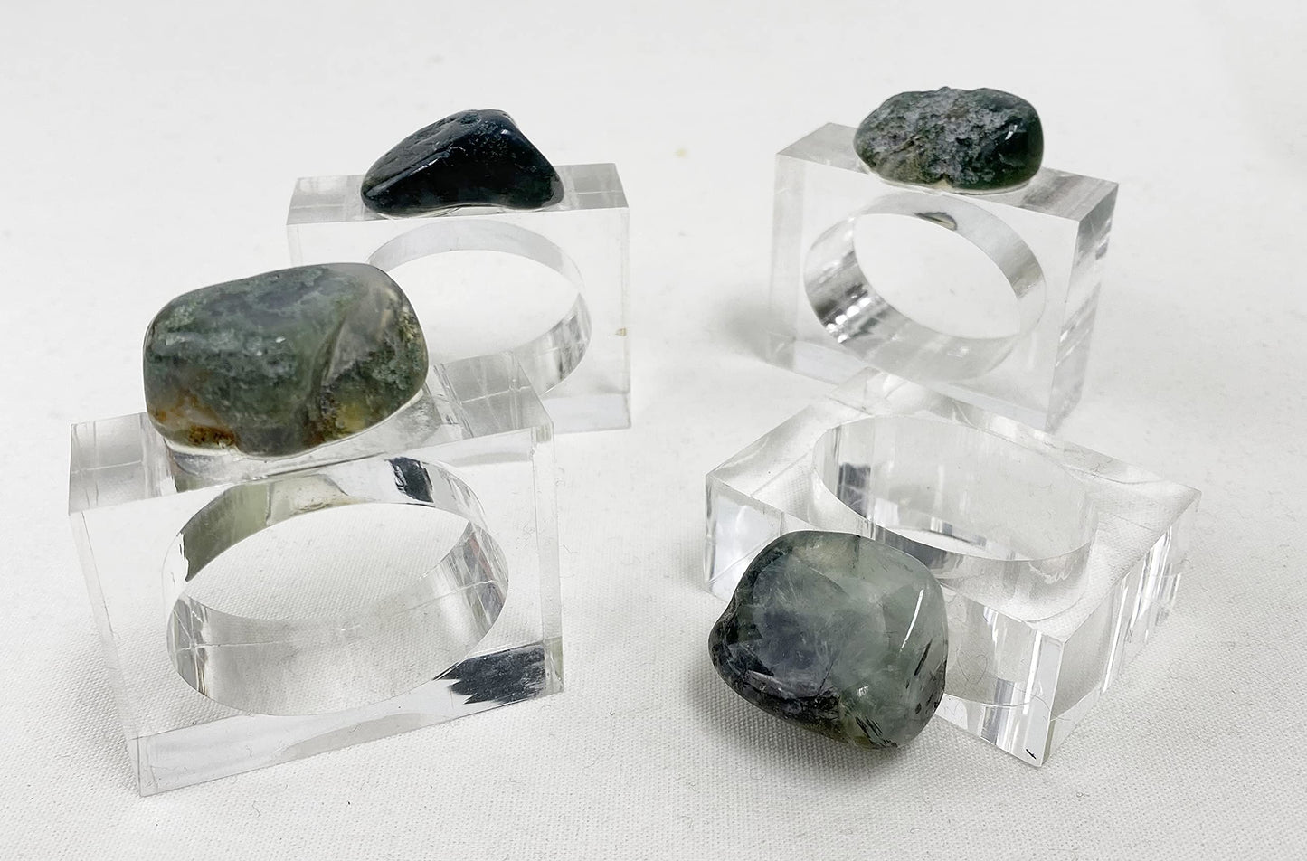 Fennco Styles Natural Stone Napkin Rings, Set of 4 - Natural Rock Napkin Holders for Home Décor, Dining Table, Banquet, Everyday Use and Special Occasion