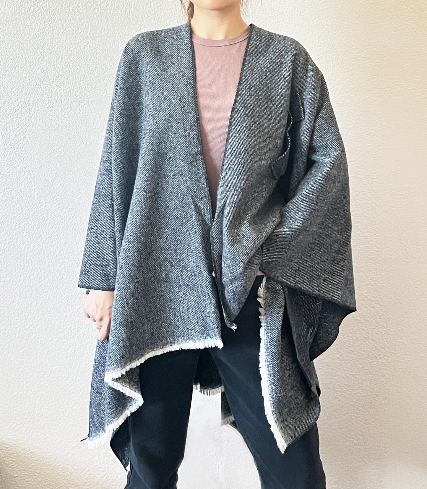 stylesilove Women Elegant Solid Color Fringe Poncho Open Front Shawl Cape Ultra Warm Wrap for Autumn Winter Season