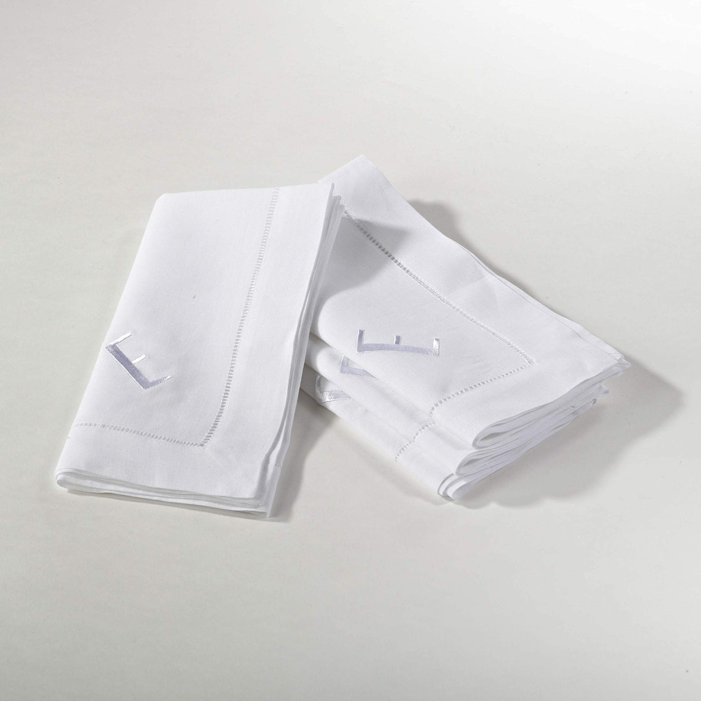 Fennco Styles Monogrammed Hemstitched Dinner Napkins 21"W X 21"L, Set of 4 (Letter E)