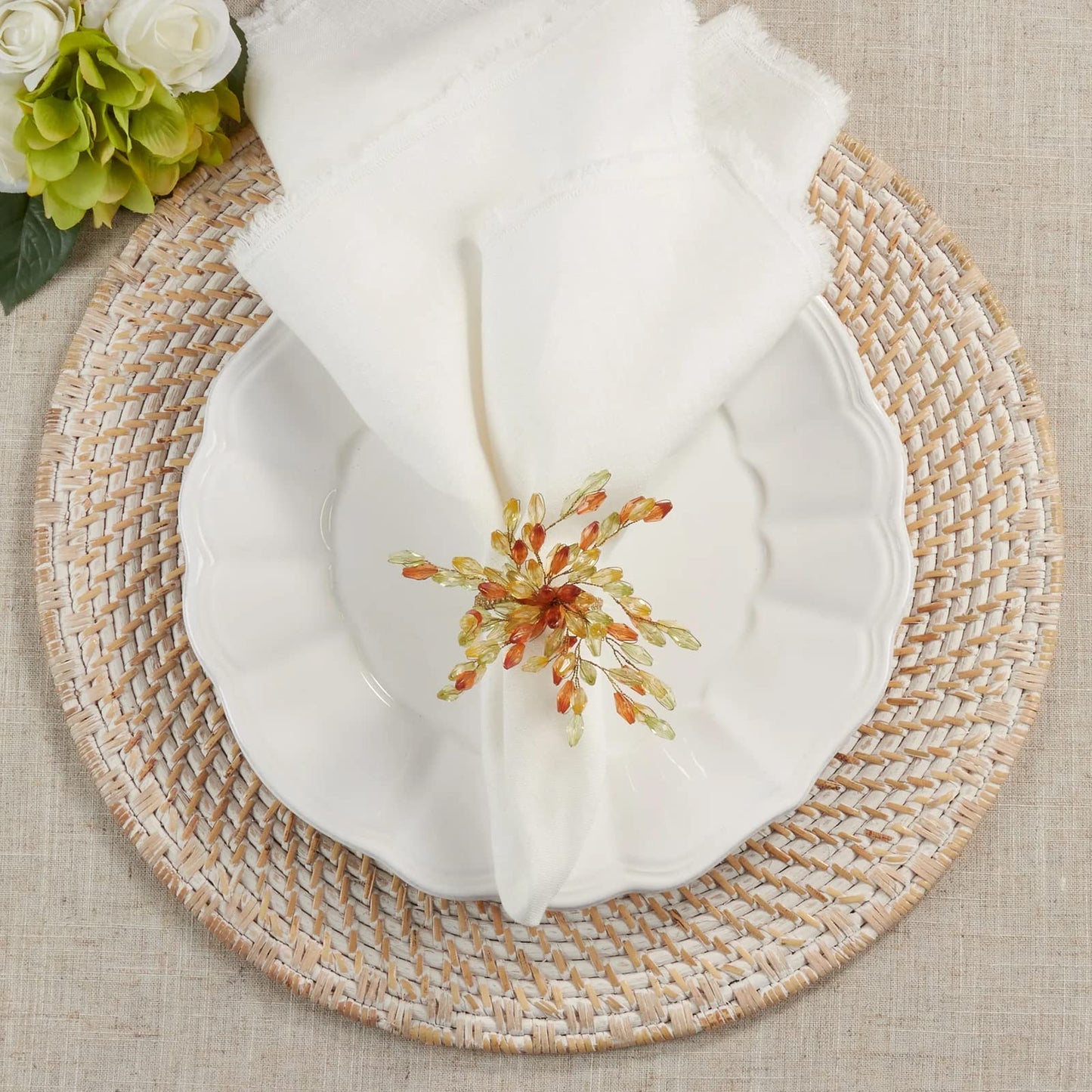 Fennco Styles Hand Beaded Flower Design Decorative Napkin Rings, Set of 4 - Glass Beads Napkin Holders for Home, Dining Table, Banquets, Christmas Décor and Special Occasion