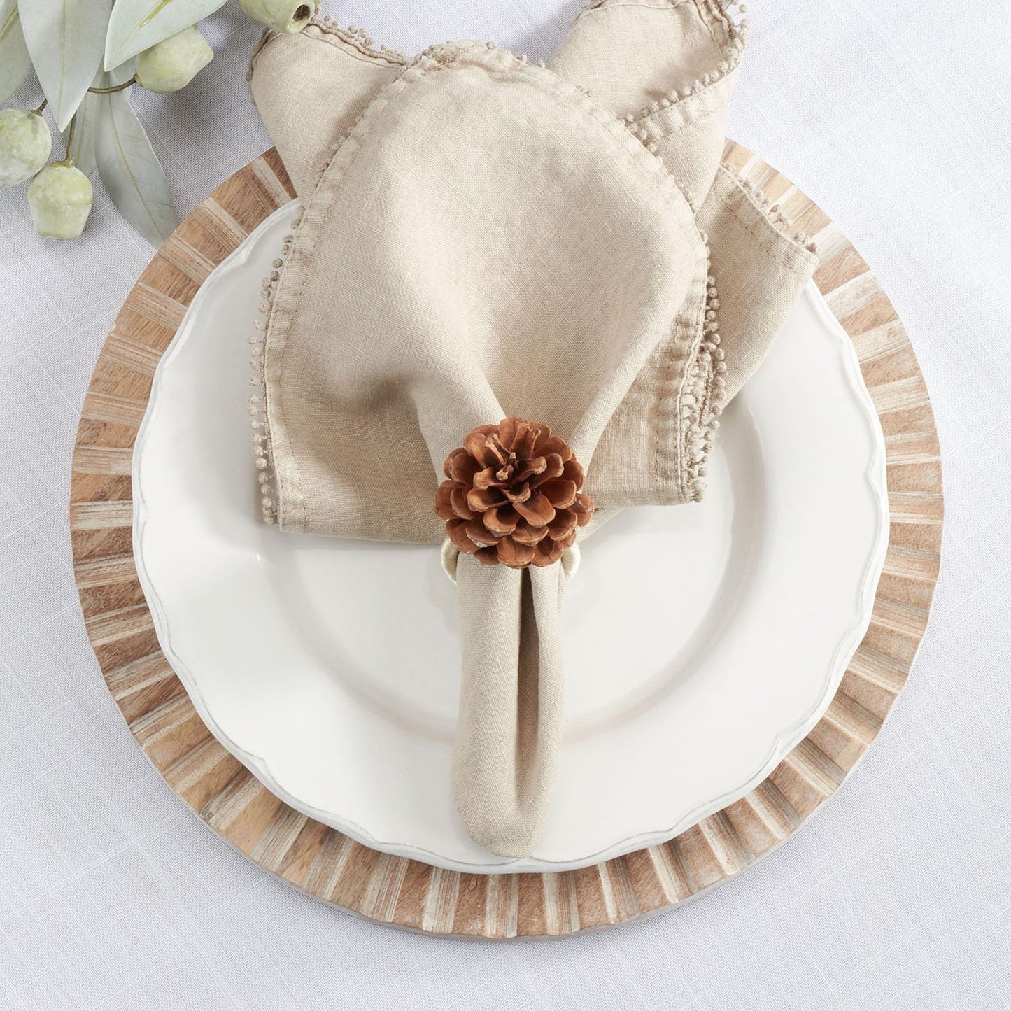 Fennco Styles Natural Pine Cone Decorative Napkin Rings, Set of 4 - Brown Decorative Napkin Holders for Home, Dining Room, Banquet, Family Gathering, Holiday and Special Occasion