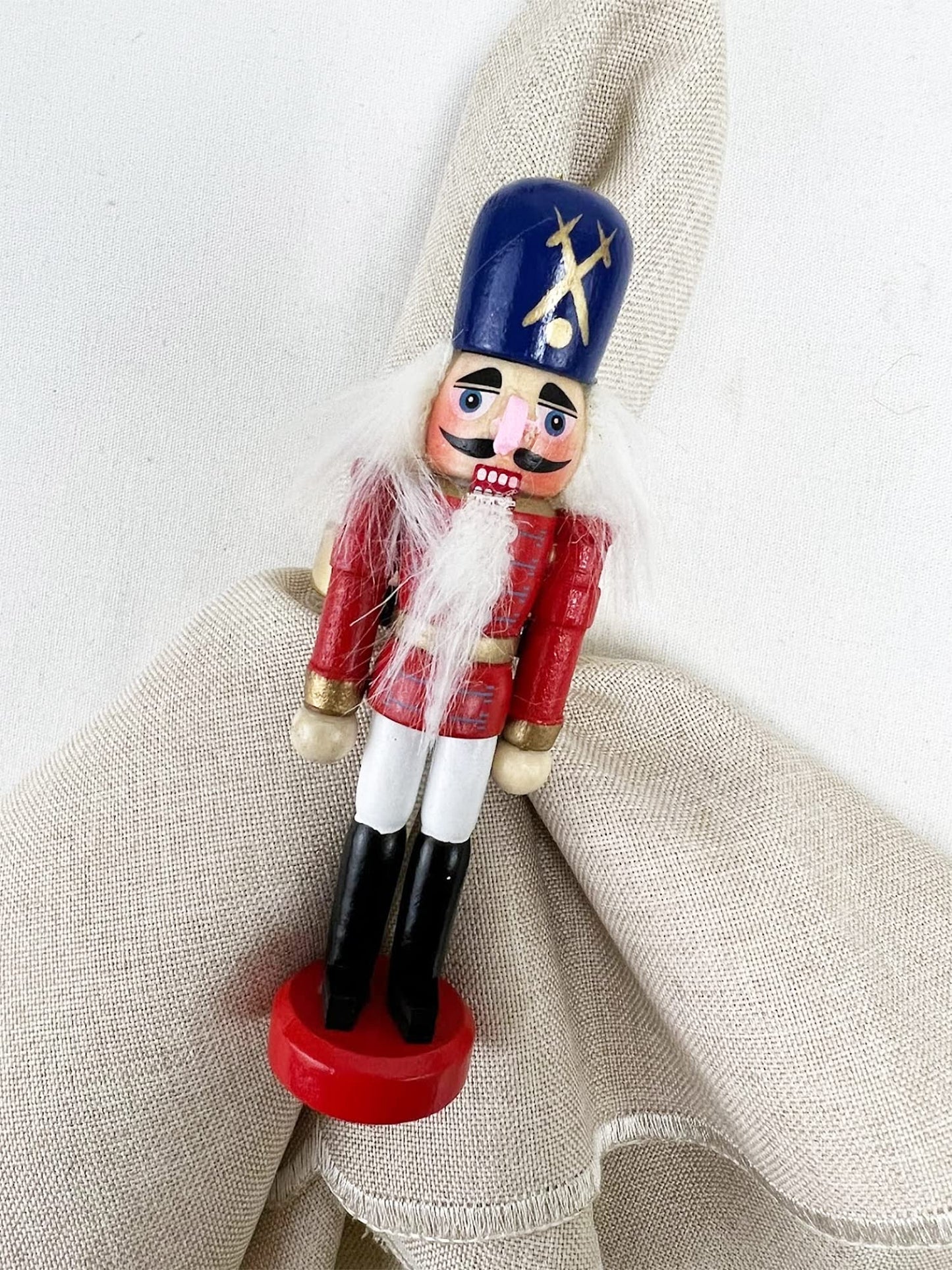 Fennco Styles Handmade Wooden Nutcracker Decorative Napkin Rings, Set of 4 - Festive Soldier Napkin Holders for Dining Table, Christmas, Holidays Décor and Special Occasions