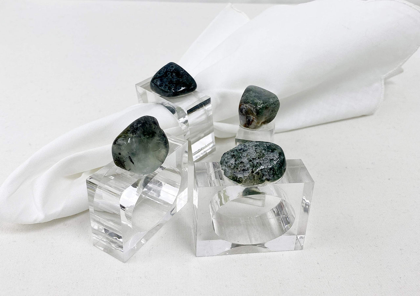 Fennco Styles Natural Stone Napkin Rings, Set of 4 - Natural Rock Napkin Holders for Home Décor, Dining Table, Banquet, Everyday Use and Special Occasion