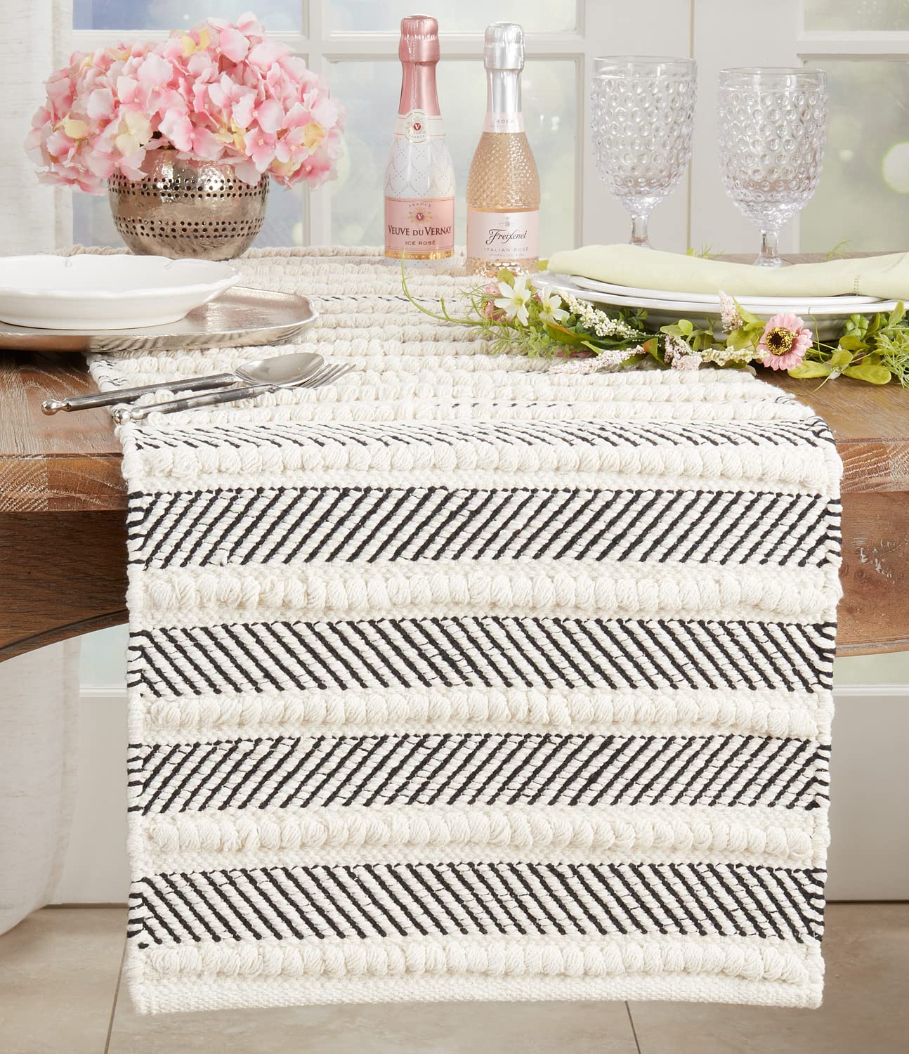 Fennco Styles Modern Black Striped Cotton Table Runner 16" W x 72" L - Chunky Weave Table Cover for Home Décor, Dining Table, Banquets, Family Gathering and Special Events