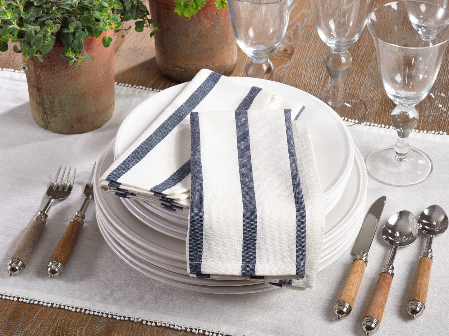 Fennco Styles Bellaria Collection Ribbed Tassel Reversible Table Linen Tablecloth