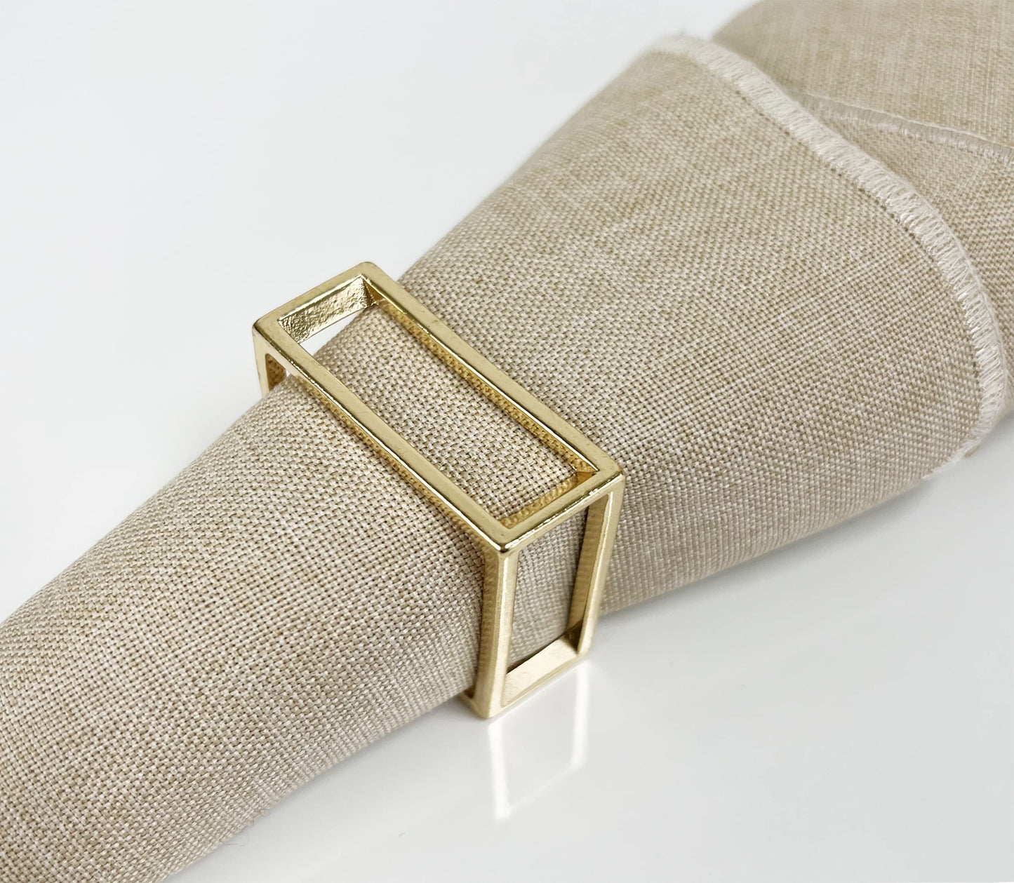 Fennco Styles Square Metal Frame Napkin Rings, Set of 4 - Gold Minimalist Bangle Napkin Holders for Home, Dining Room, Banquets, Family Gatherings, Holidays and Special Occasions