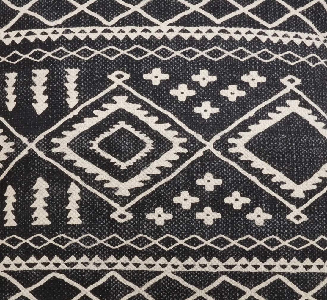 Fennco Styles Eclectic Mud Cloth Pattern Design 100% Cotton Decorative Filled Throw Pillow 22" W x 22" L - Black Geometric Throw Pillow for Home, Couch, Living Room and Bedroom Décor