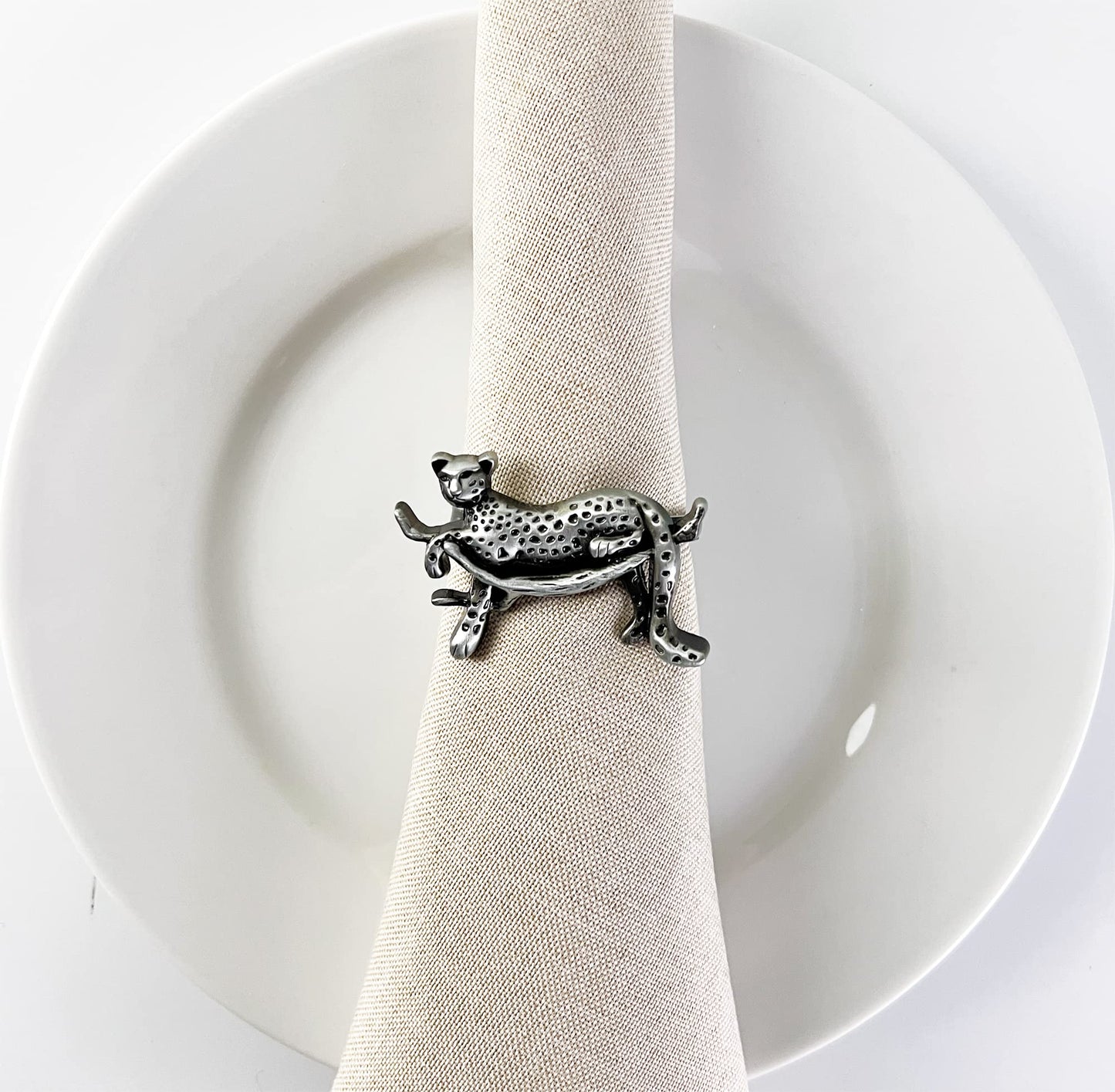 Fennco Styles Leopard Metal Napkin Rings, Set of 4 – Bronze Animal Napkin Holders for Home Décor, Dining Table, Family Gathering, Themed Party, Banquet and Special Occasion