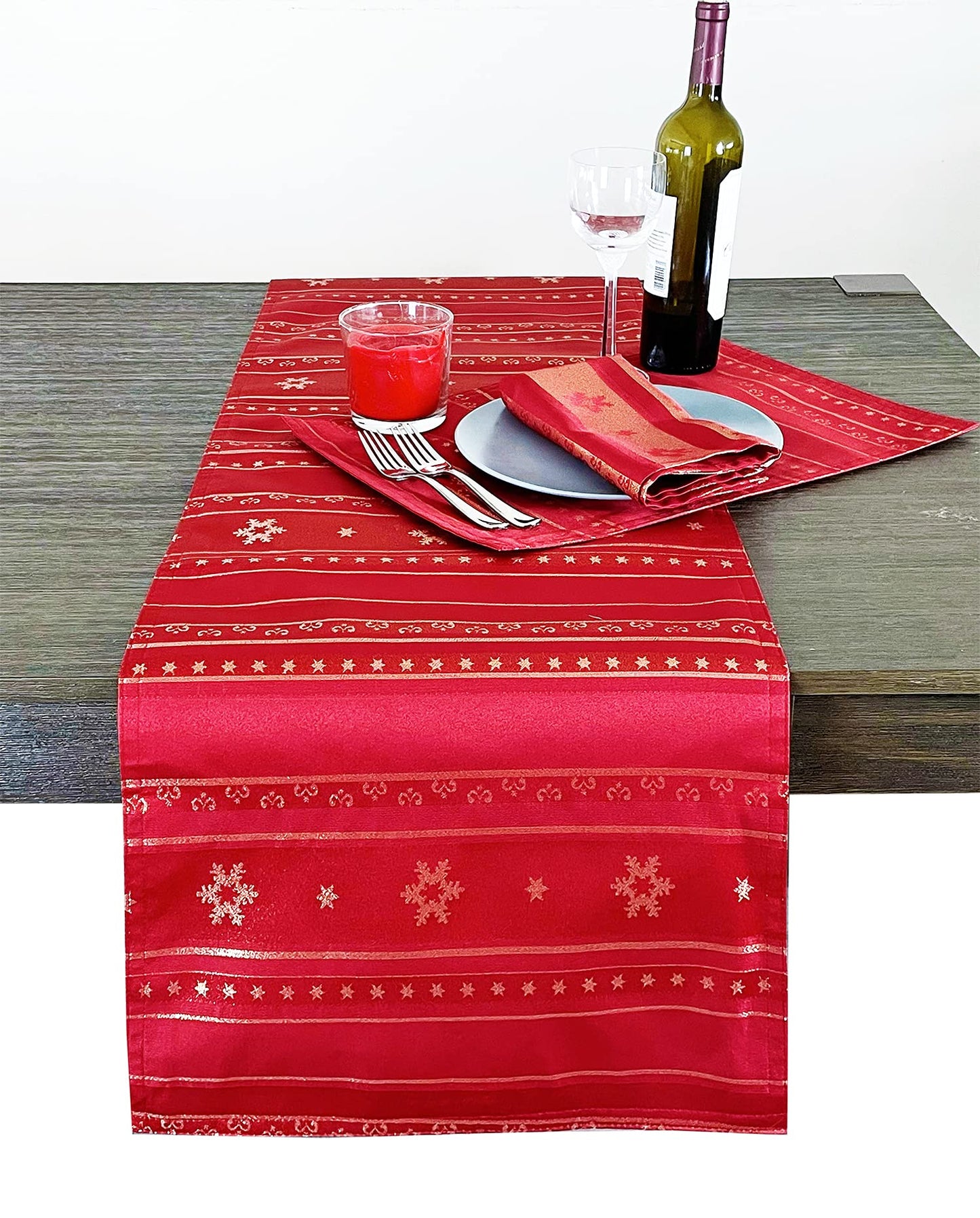 Fennco Styles Holiday Snowflake Printed Table Runner 16" W x 54" W - Red Woven Table Cover for Home Décor, Banquet, Family Gathering, Christmas, Special Occasion