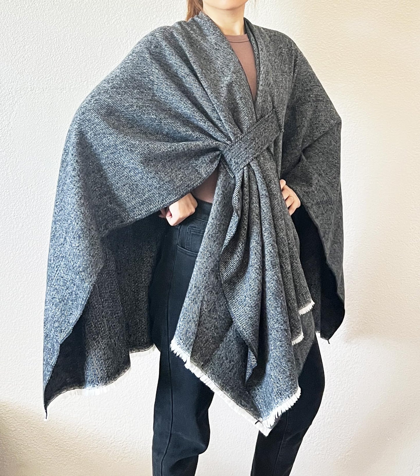 stylesilove Women Elegant Solid Color Fringe Poncho Open Front Shawl Cape Ultra Warm Wrap for Autumn Winter Season