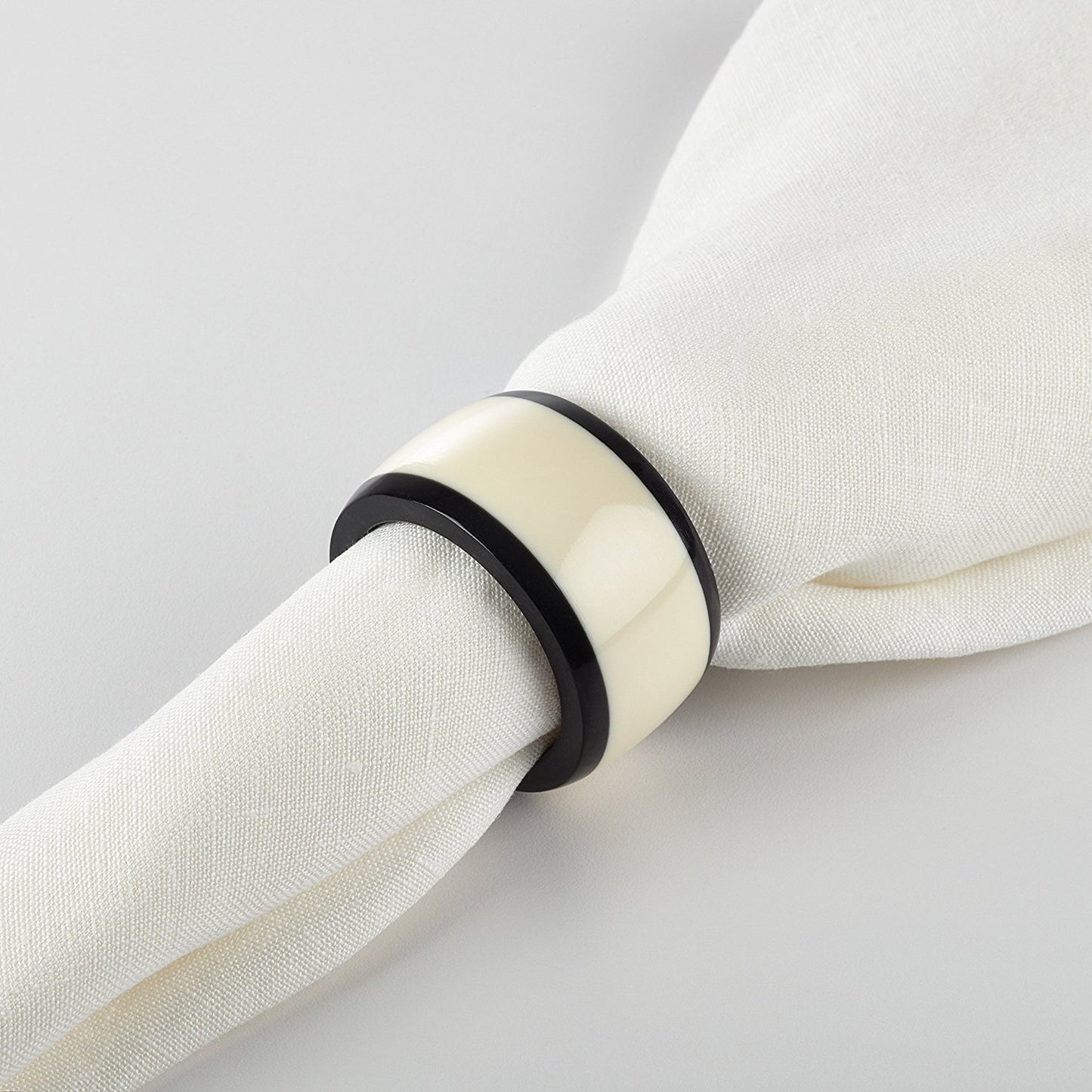 Fennco Styles Antique Bone Design Napkin Rings - 2 Colors (White)