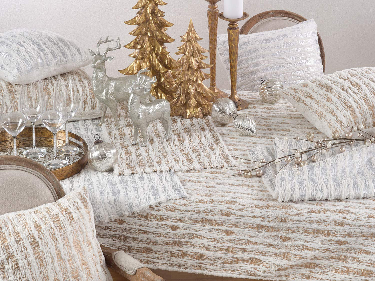 Fennco Styles Brushed Metallic Foil Collection Glamorous Faux Fur Home Décorr – Metallic Color Home Decoration for Christmas Dinner, Family Gathering, Special Events and Home Décor