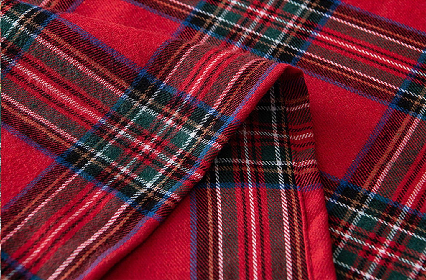 Fennco Styles Classic Plaid Snowflake Holiday Tablecloth - Tartan Rectangular Table Cover for Dining Room, Christmas Décor, and Winter Festivals