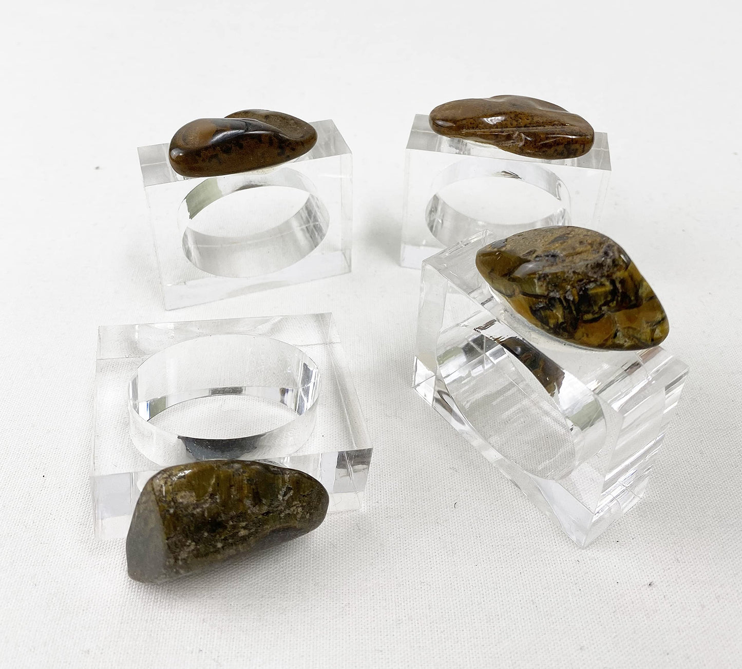Fennco Styles Natural Stone Napkin Rings, Set of 4 - Natural Rock Napkin Holders for Home Décor, Dining Table, Banquet, Everyday Use and Special Occasion
