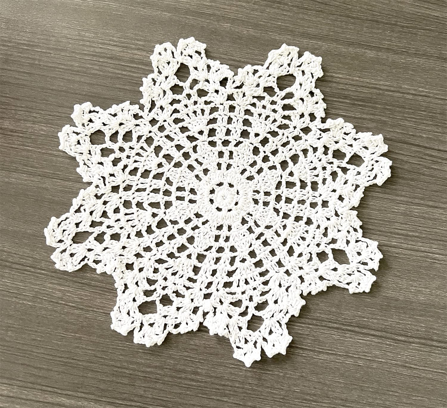 Fennco Styles Handmade Crochet Lace Pineapple Ecru Doily. 4 Inch Round. 100% Cotton. 4 Pieces.
