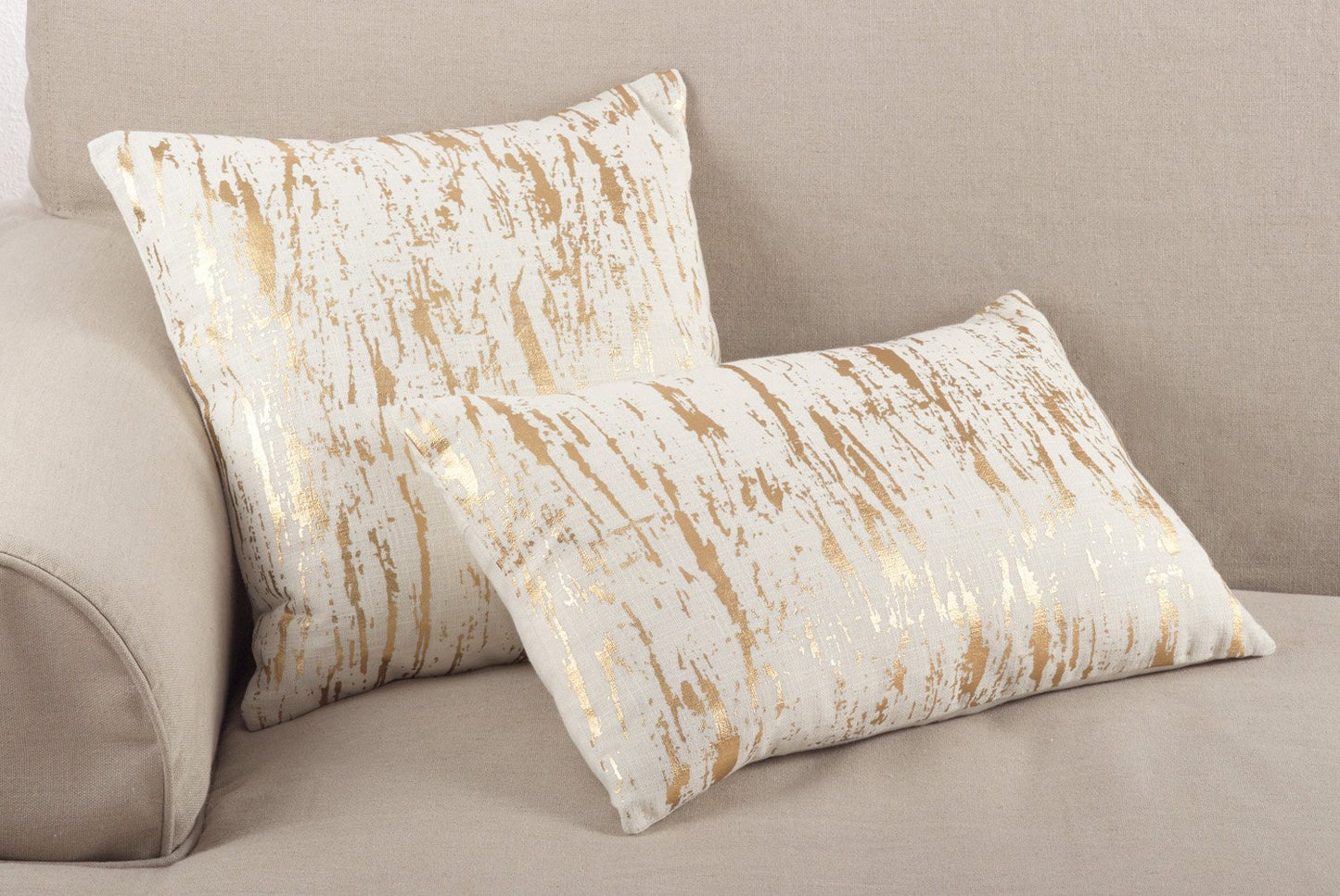 Fennco Styles Distressed Metallic Foil Design Cotton Throw Pillow - Gold Throw Pillow for Couch, Living Room and Bedroom Décor