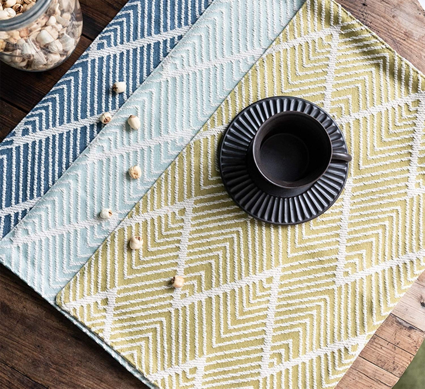 Fennco Styles Contemporary Chevron Tassel Cotton Blend 14 x 71 Inch Table Runner – Woven Table Runner for Indoor Party, Family Gathering, Beach House and Home Décor