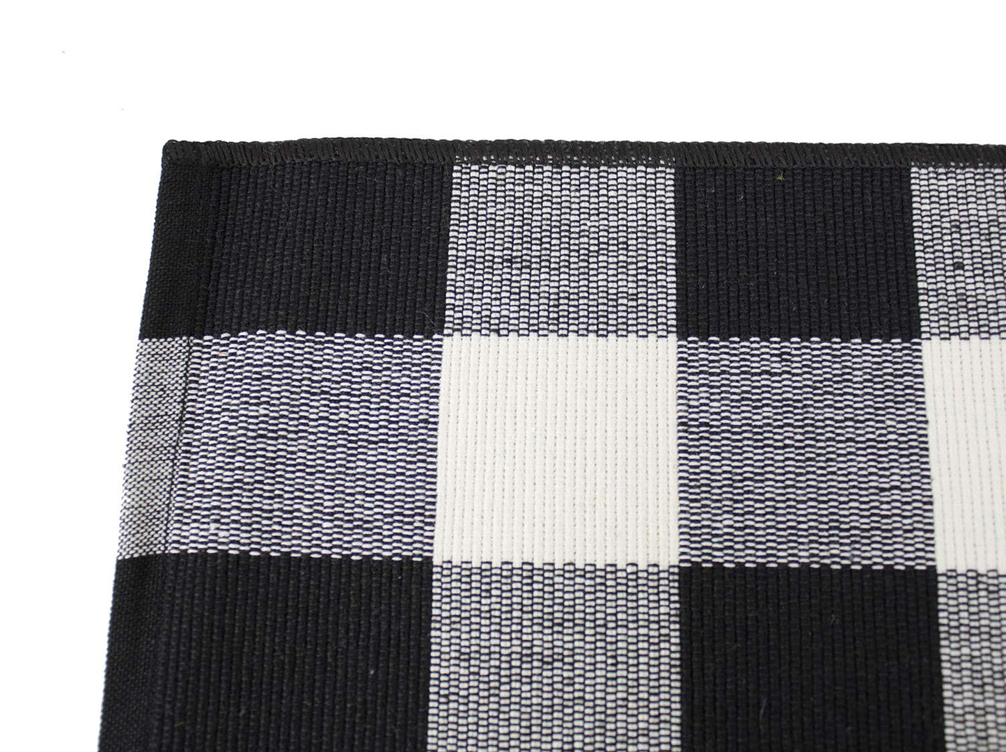 Fennco Styles Rustic Collection Buffalo Check with Rolled Hem Edge Table Runner