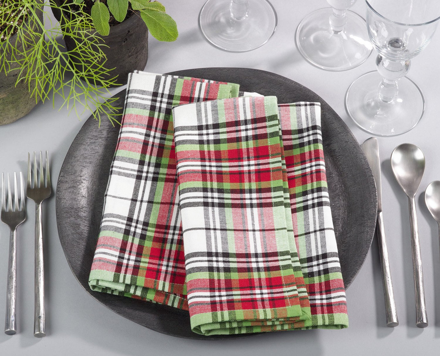 Fennco Styles Classic Plaid Design Tabletop Collection