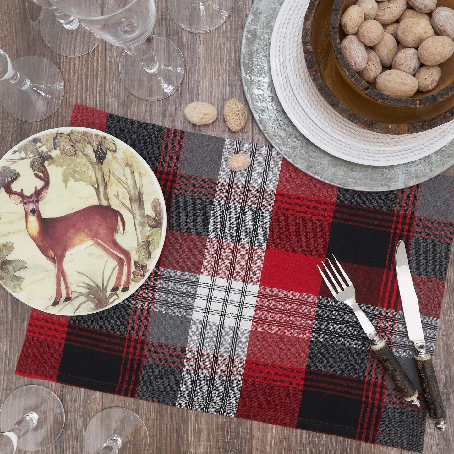 Fennco Styles Classic Rustic Plaid Cotton Table Runner - Red Traditional Plaid Table Cover for Christmas Décor, Home, Banquet, Family Gathering and Special Occasion