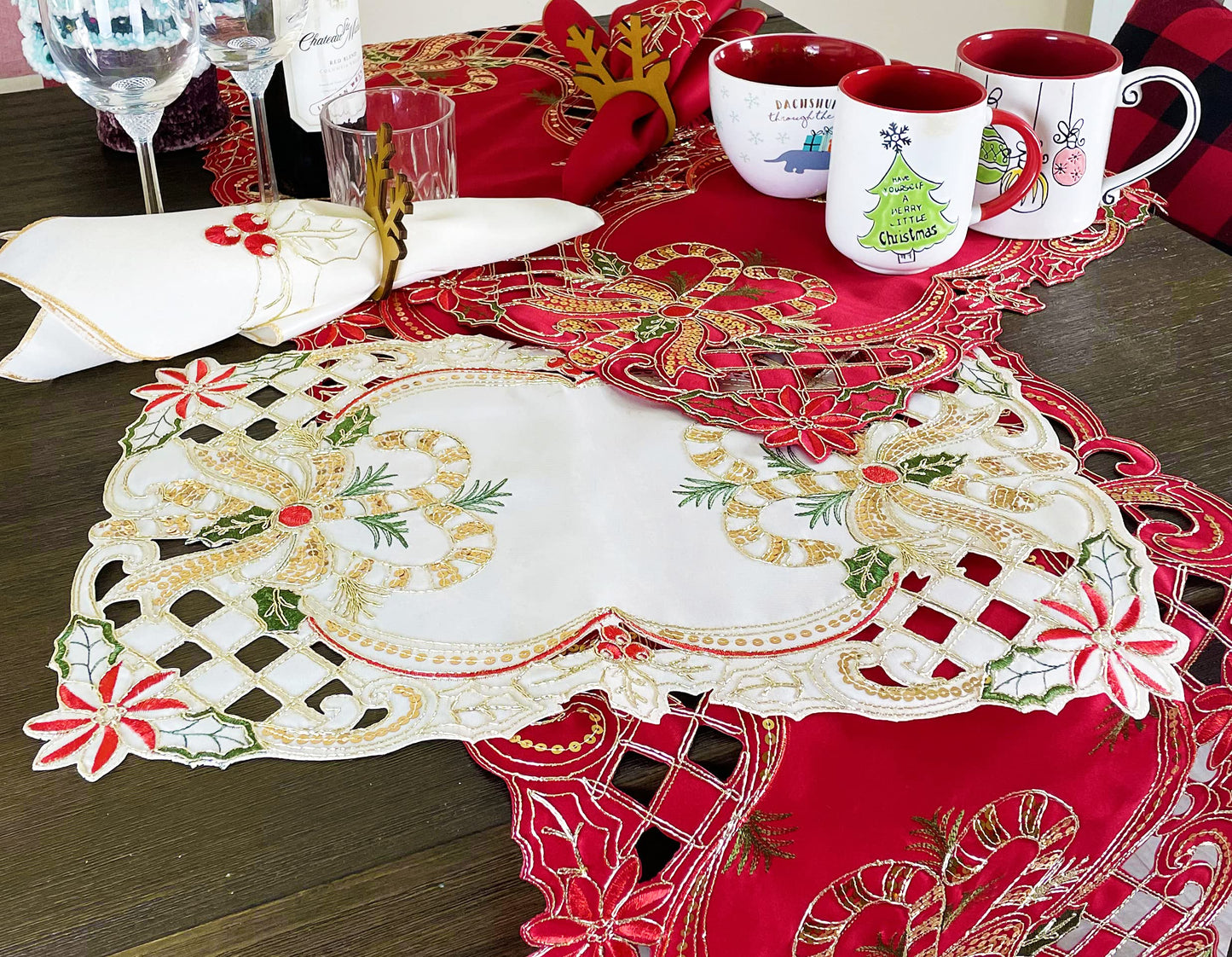 Fennco Styles Christmas Embroidered Holly Cloth Napkins 20" W x 20" L, Set of 4